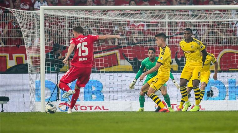 Ein Schock für die Dortmunder: Marius Bülter (links) trifft zum 2:1.