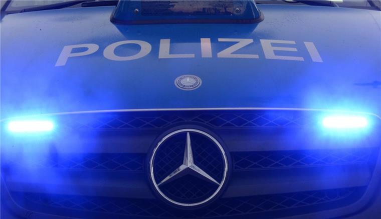 Braunschweig: Polizei erwischt Schwarzfahrer mit 4,8 Promille Ein Schwarzfahrer hat seine Haftentlassung ausgiebig gefeiert und muss nun wieder in der Knast.