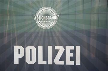 Ein Security-Firma-Mitarbeiter soll auf dem Deichbrand 2016 eine junge Frau sexuell attackiert haben.