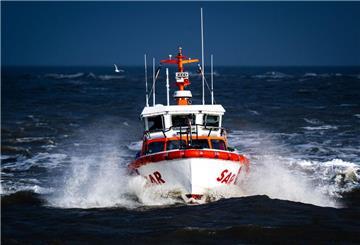 Ein Seenotrettungsboot der Deutschen Gesellschaft zur Rettung Schiffbrüchiger.