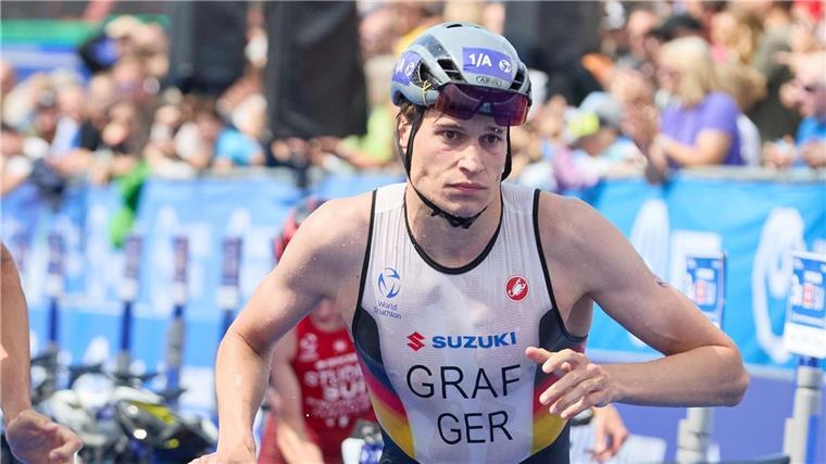 Triathlon: Auch Mixed-Staffel siegt in Abu Dhabi Ein starker Auftakt in Abu Dhabi: Henry Graf.