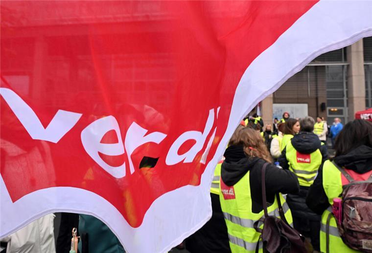Ein Streik der Gewerkschaft Verdi wird am Montag in Bremerhaven stattfinden.