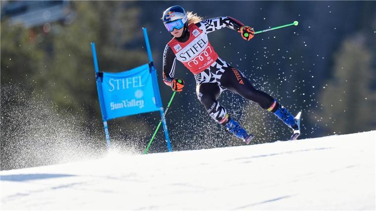 Ein Sturz kostete Alice Robinson aus Neuseeland den Sieg in der Riesenslalom-Wertung.