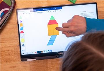 Ein Tablet ist das von vielen Experten favorisierte Endgerät für digitales Lernen.
