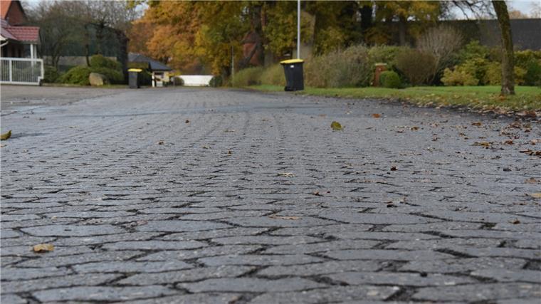 Ein Teilbereich der Ostereistedter Straße in Rockstedt soll bis zur Einmündung der Straße "Vor dem Seemoor" ebenfalls erneuert werden.