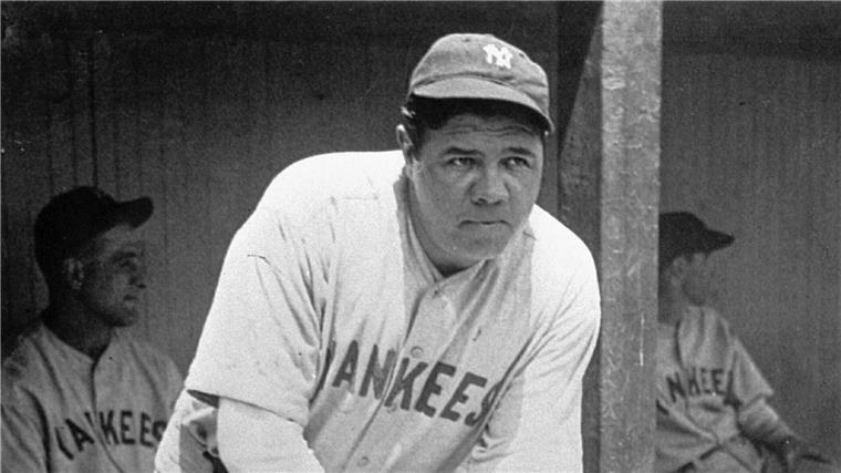 Ein Trikot von Babe Ruth war einem Bieter über 24 Millionen Dollar wert. 