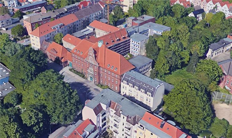 Bremerhaven: Verdächtiger Koffer am Amtsgericht löst Einsatz aus Ein verdächtiger Koffer hat für einen Polizeieinsatz in der Nordstraße in Bremerhaven-Lehe gesorgt.