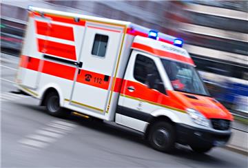 Eine 48-jährige Frau aus dem Landkreis Osterholz ist am Dienstag mit ihrem Wagen zwischen Kirchtimke und Hepstedt verunglückt.