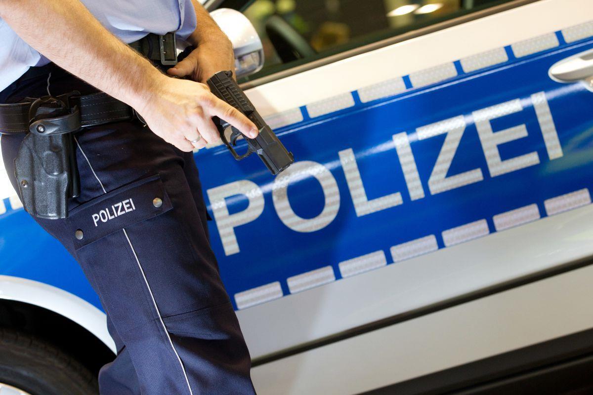 Eine 80-Jährige soll in Bremen ihre Bekannte mit einer Blumenvase erschlagen haben.
