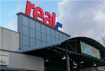 Eine Ära geht zu Ende: Am Samstag, 23. März, schließt der Real-Markt in Spaden für immer seine Türen.
