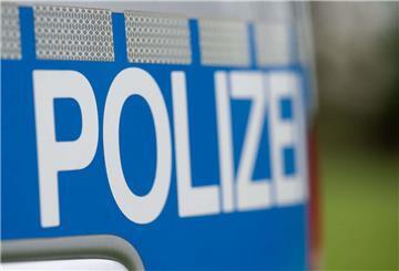 Eine besorgte Verkehrsteilnehmerin hat am späten Sonntagabend der Rotenburger Polizei von einer möglichen Trunkenheitsfahrt berichtet (Symbolbild).
