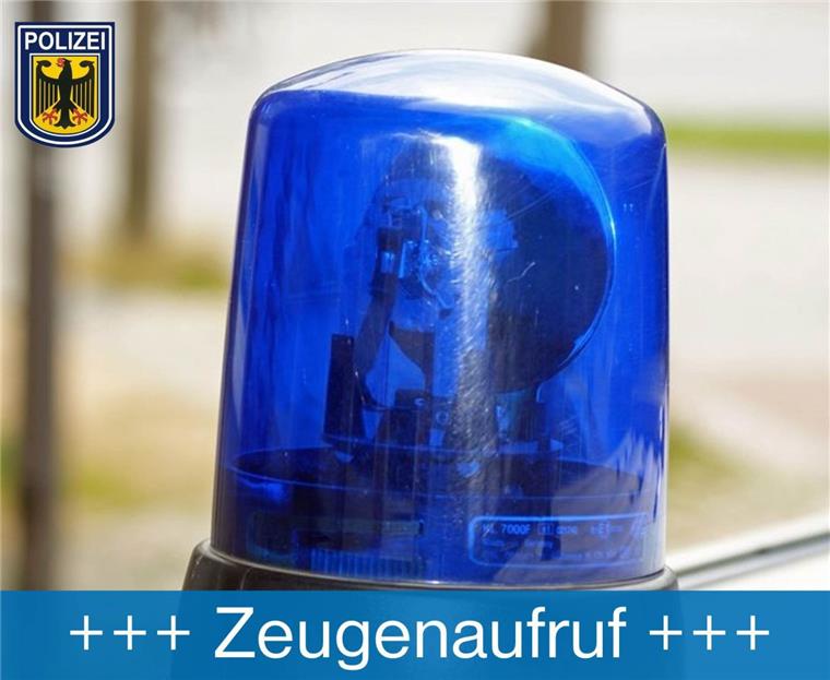 Eine böse Attacke gegen einen behinderten Mitbürger beschäftigt die Bundespolizei.