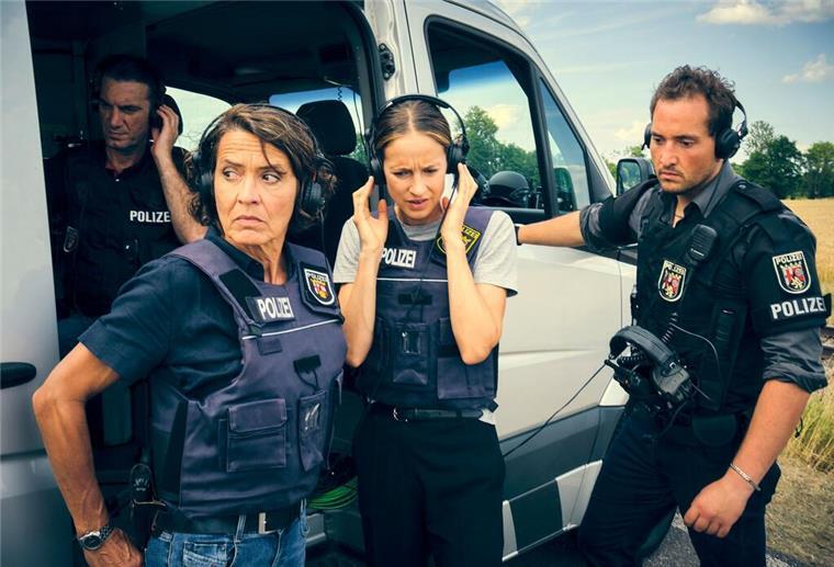 Eine Geiselnahme beschäftigt TV-Kommissarin Lena Odenthal.