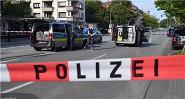 Eine Massenschlägerei in der Lloydstraße in Bremerhaven haben sich am Mittwoch rund 20 Personen geliefert.