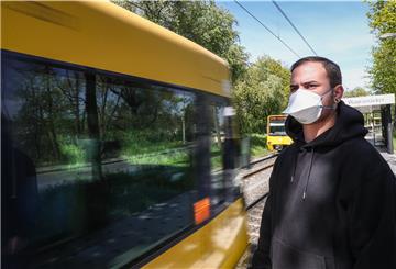 Eine Pflicht zum Tragen einer Maske für Mund und Nase in der Öffentlichkeit wird es wohl nicht in Deutschland geben. 