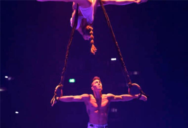 Eine Szene auf dem Programm „Superfly“, das im März 2025 nach Bremerhaven kommt.
