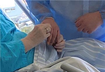 Eine Trauung am Krankenbett - das kommt im Klinikalltag sehr selten vor.