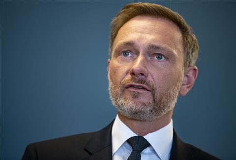 Christian Lindner (FDP), Bundesminister der Finanzen, gibt ein Statement zur Übergewinnsteuer im Finanzministerium.
