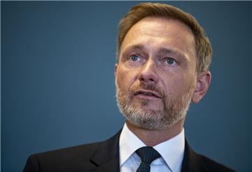 Christian Lindner (FDP), Bundesminister der Finanzen, gibt ein Statement zur Übergewinnsteuer im Finanzministerium.