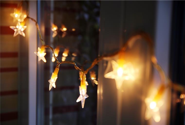 Eine Umfrage zeigt: Deutsche erwarten ein einsames Weihnachten.