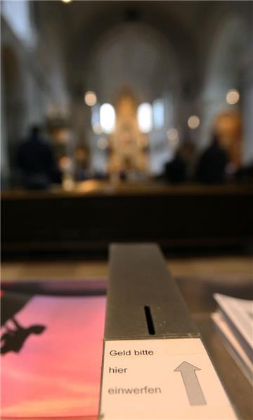 Eine unbekannte Person hat die Spenden aus einem Opferstock in der Duhner Urlauberkapelle gestohlen.
