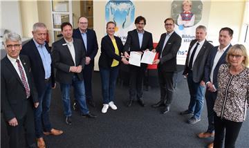 Einen gemeinsamen Brief haben die Verwaltungschefinnen und -chefs der Wesermarsch nach Hannover geschickt.