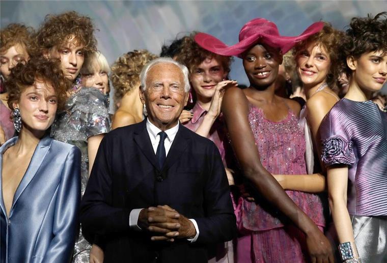 Einen Hochschulabschluss oder eine andere fertige Ausbildung hatte Armani in seinem Metier nicht - trotzdem war seine Mode gefragt. (Archivbild)