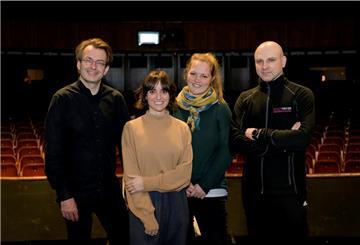 Dirigent Marc Niemann, Choreografin Alba Castillo, Dramaturgin Joanna Willenbrink und Choreograf Sergei Vanaev 