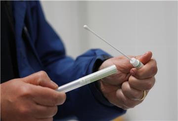 Einige Lehrer, die auf der Feier waren, müssen sich jetzt auf das Coronavirus testen lassen und vermutlich in Quarantäne.