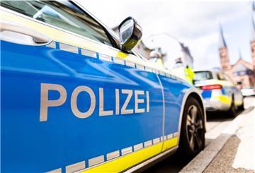 Einsatzkräfte der Polizei konnten am Sonnabend einen Unfallfahrer ausfindig machen (Symbolbild).