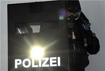Einsatzkraft eines Spezialeinsatzkommandos (Symbolbild)