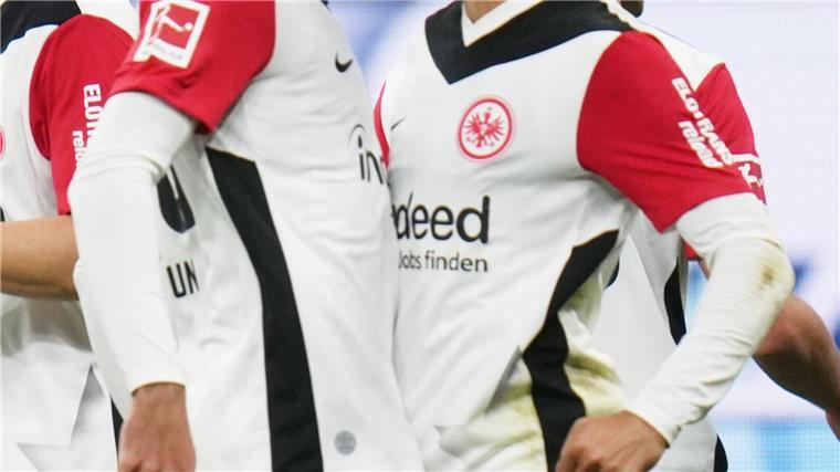 Irres Torfestival: Frankfurt verschärft Bochums Krise Eintracht Frankfurt nahm den VfL Bochum auseinander.