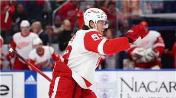 Eishockey-Star Moritz Seider unterschreibt einen Siebenjahresvertrag bei den Detroit Red Wings.