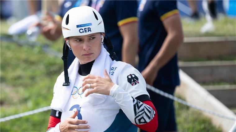 Elena Lilik aus Deutschland musste bei ihrem Weltcup-Comeback nach einer Operation ihrer jüngere Schwester Emily den Vortritt lassen.