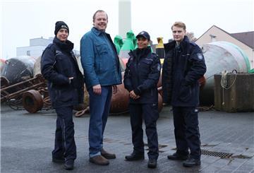 Elena Uhlig, Bernd Hölscher, Cynthia Micas und Lukas Zumbrock (von links) 