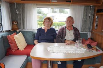 Elfriede und Christian Philipp aus der Nähe von Wilhelmshaven sind Camper aus Leidenschaft. Den Nordenhamer Campingplatz besuchen sie regelmäßig