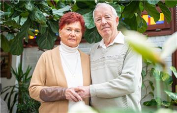 Elke (79) und Kurt (81) Weidner feiern ihre Diamantene Hochzeit. 