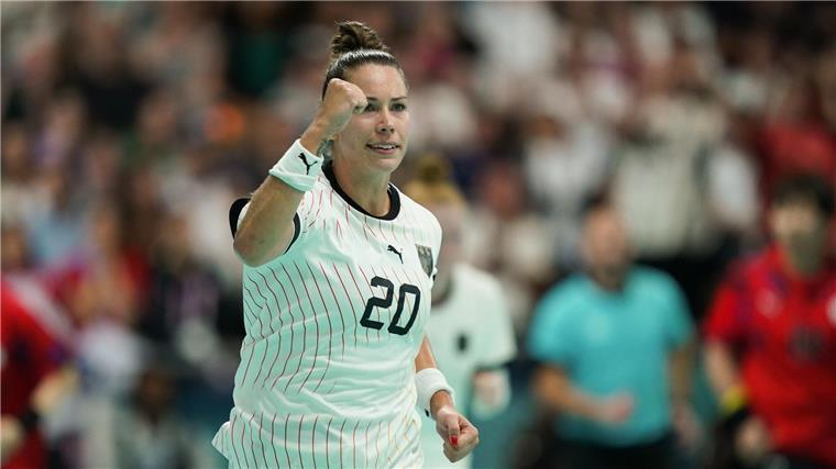 Nächster Anlauf: Handball-Ass Bölk hofft auf EM-Medaille Emily Bölk möchte mit den deutschen Handballerinnen bei der EM eine Medaille gewinnen.
