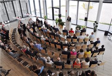Empfang zum 75-jährigen Bestehen der Goethegesellschaft in der Steelwind-Kantine.