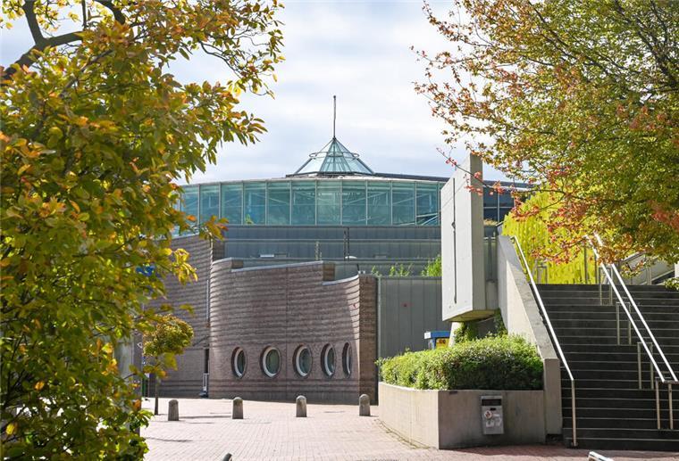 Endlich liegt ein Gutachten zum Zustand der Stadthalle vor. Wie geht es nun weiter?