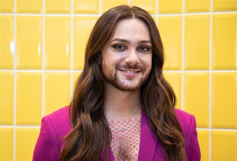 Entertainer Riccardo Simonetti (30) hat sich verlobt.