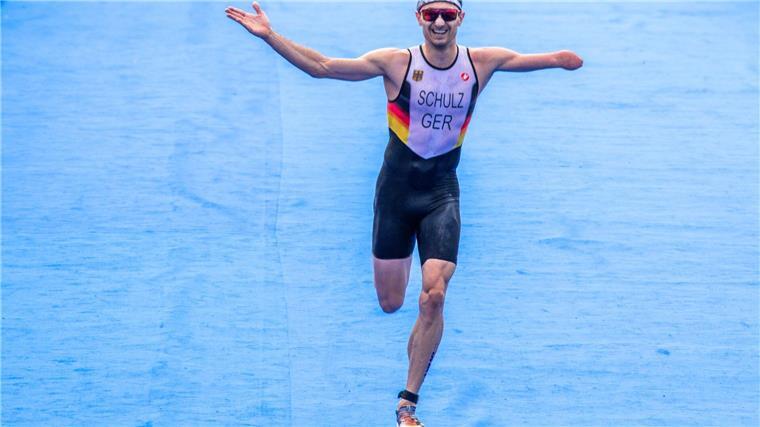 Triathlon: Para-Athlet Schulz erneut Europameister Er gewinnt erneut den EM-Titel - sein 12. insgesamt.