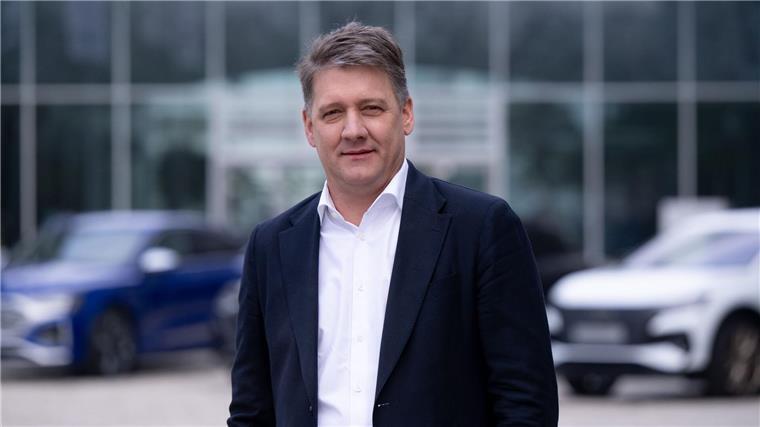 Audi und die Frage nach zweitem Fahrer: „Hoffentlich bald“ Er unterstreicht bei einer Medienrunde in Monza die Bedeutung des Formel-1-Einstiegs ab 2026.
