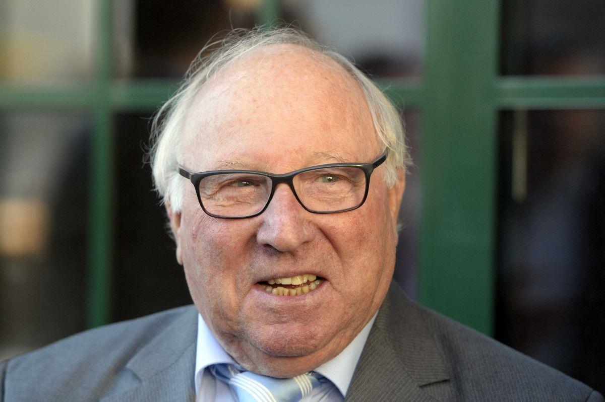 Er war der erste Torschutzenkönig der Bundesliga und wurde beim HSV zur Fußball-Legende: Uwe Seeler feiert heute seinen 80. Geburtstag.