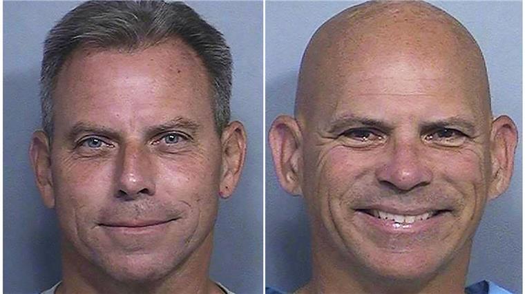 Nach Mord an Eltern: Menendez-Brüder könnten freikommen Erik Menendez (l) und sein Bruder Lyle Menendez wurden zu lebenslanger Haft verurteilt - kommt nun die Wende?