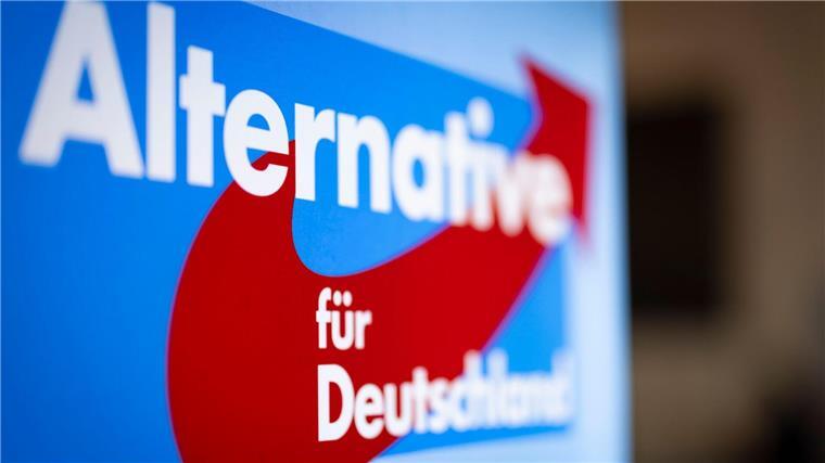 Ermittler haben die Geschäftsräume der AfD in Niedersachsen durchsucht.