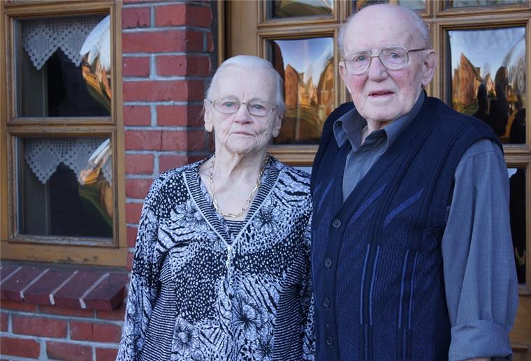 Ernst und Anna Maria von Döhlen aus Neuenwalde feiern heute ihre Gnadenhochzeit.
