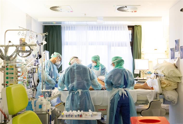Es befinden sich wieder mehr Corona-Patienten auf den Intensivstationen.