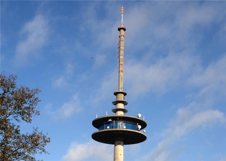 Schiffdorf: Wartungsarbeiten am Funkturm sorgen für TV-Ausfall Es gibt Wartungsarbeiten am Funkturm in Schiffdorf.