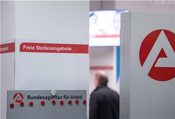 Es gibt wieder mehr freie Stellen in der Region als im Mai, allerdings deutlich weniger als im Vorjahresmonat.